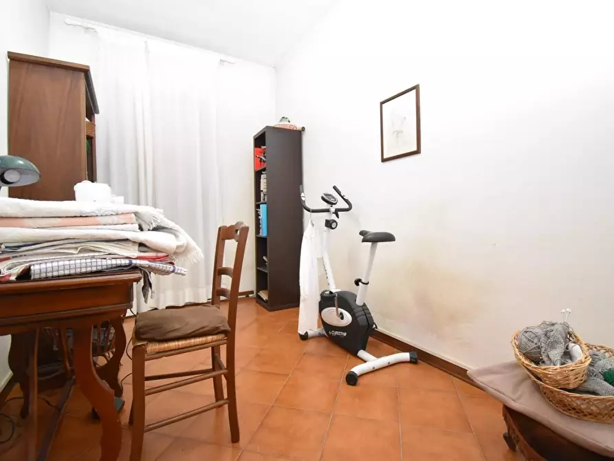 Immagine 4 di Casa trifamiliare in vendita  a Pietrasanta