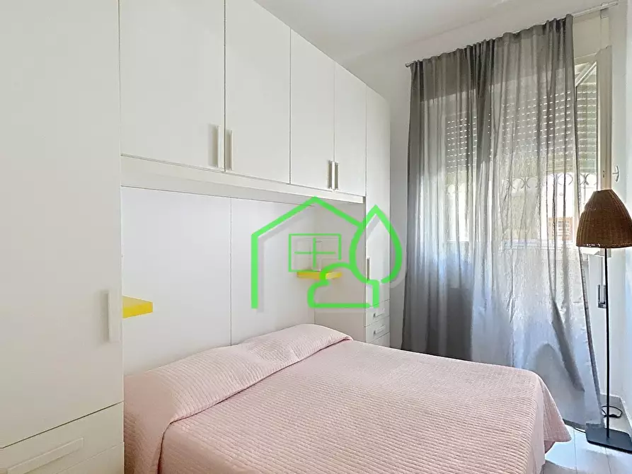 Immagine 1 di Appartamento in vendita  a Viareggio