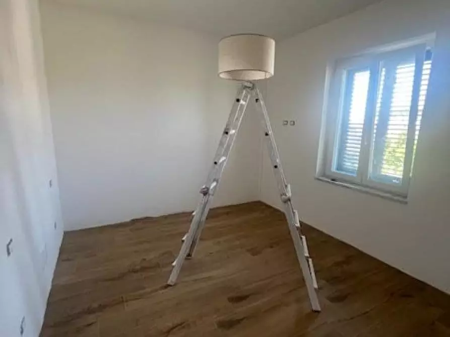 Immagine 4 di Appartamento in affitto  a Ortonovo