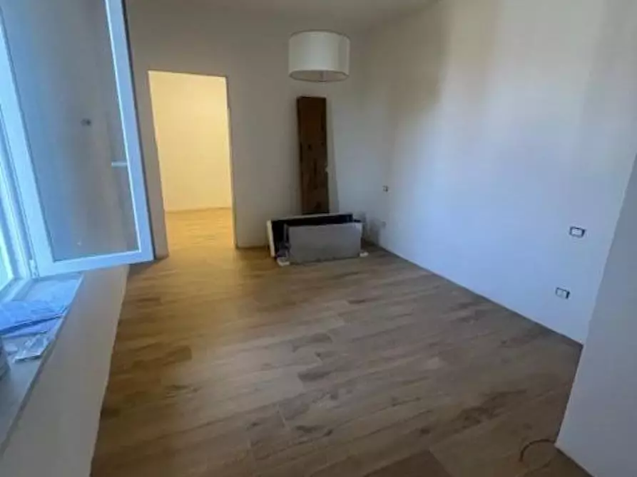 Immagine 1 di Appartamento in affitto  a Ortonovo