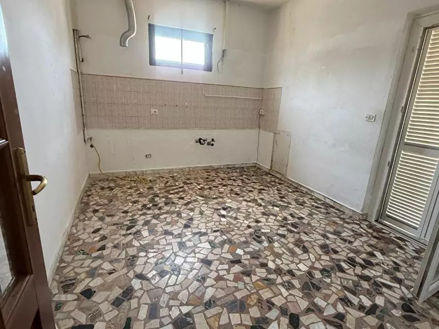 Immagine 10 di Appartamento in vendita  a Massa