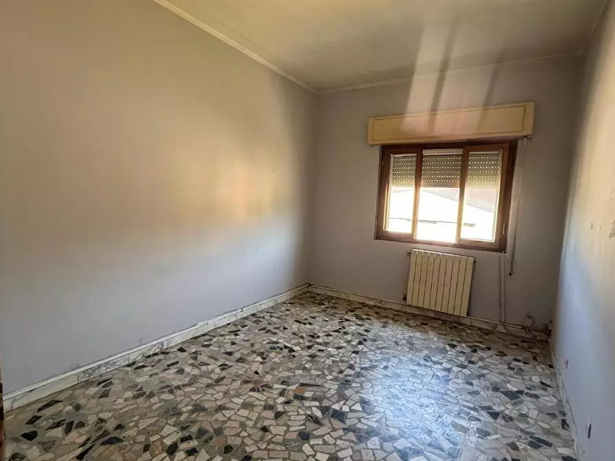 Immagine 9 di Appartamento in vendita  a Massa