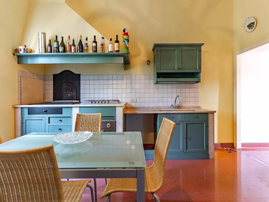 Immagine 13 di Villa in vendita  a Empoli