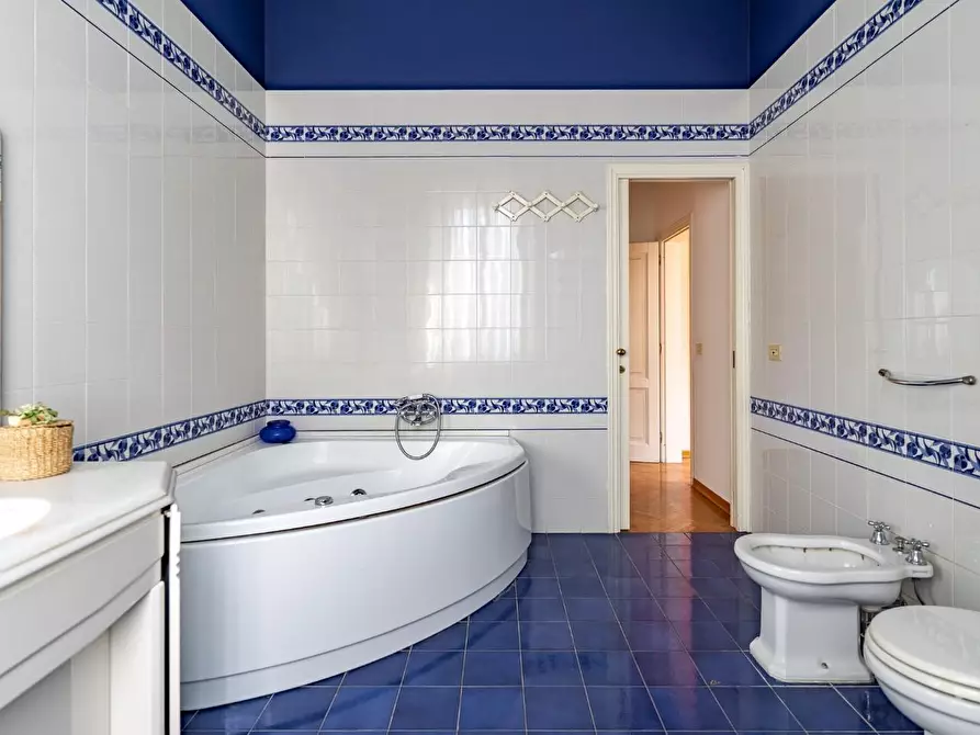 Immagine 31 di Villa in vendita  a Empoli