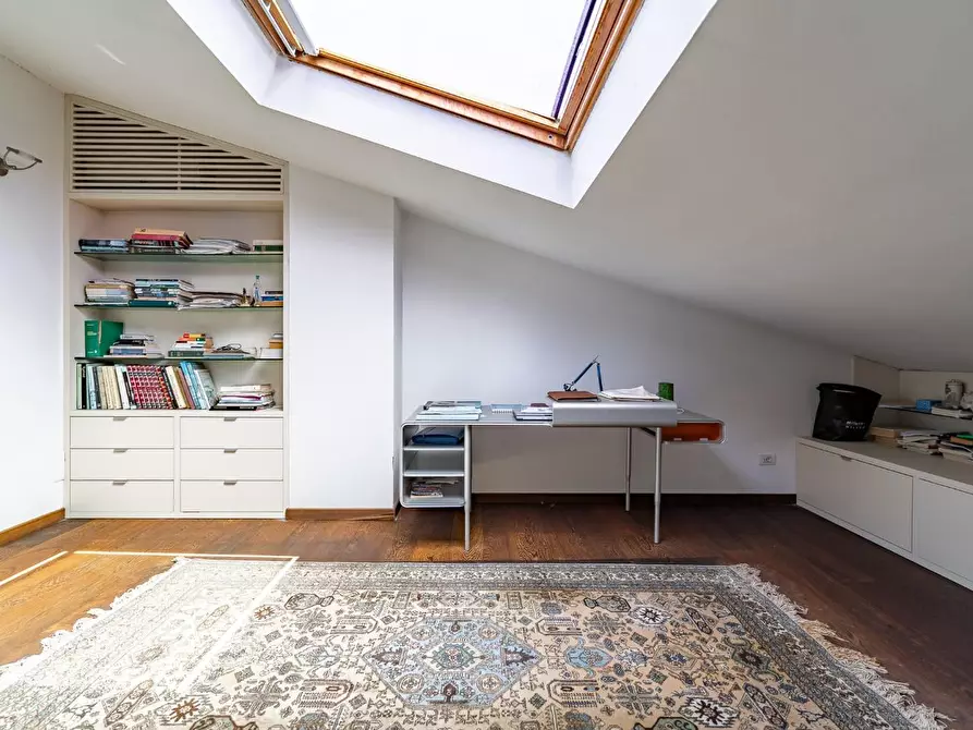 Immagine 45 di Villa in vendita  a Empoli