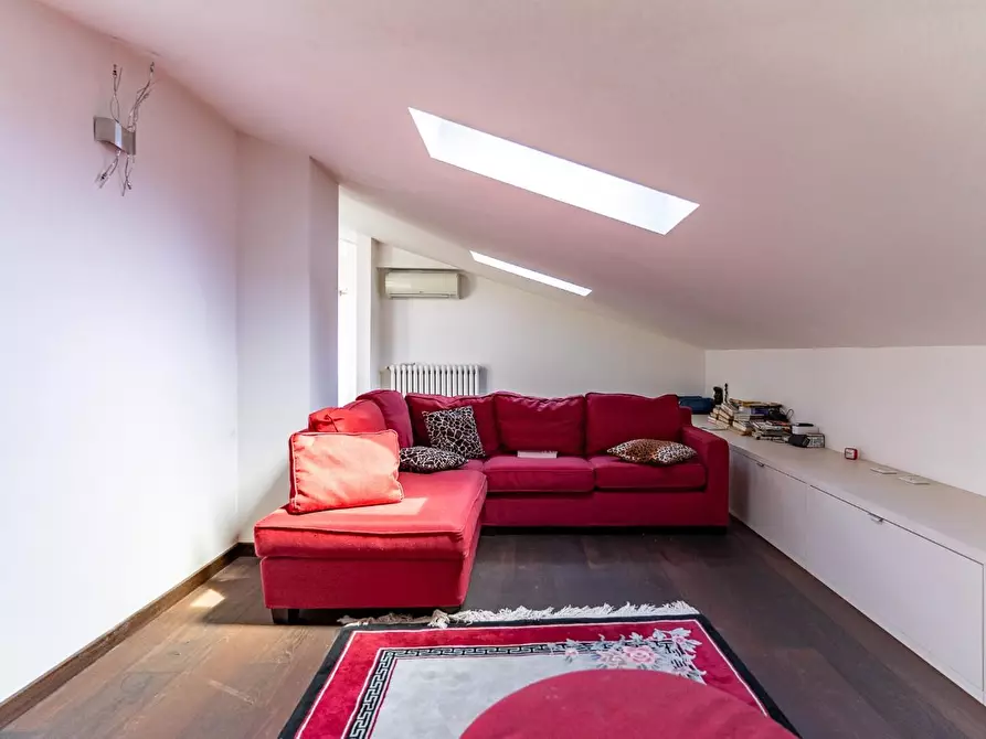 Immagine 43 di Villa in vendita  a Empoli