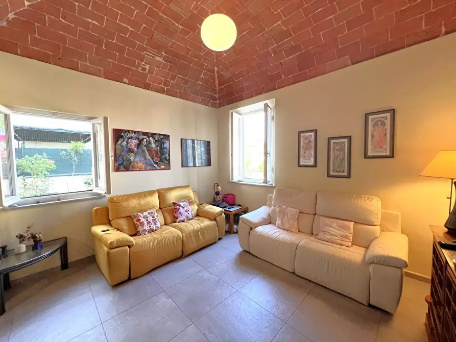 Immagine 1 di Appartamento in vendita  a Cascina