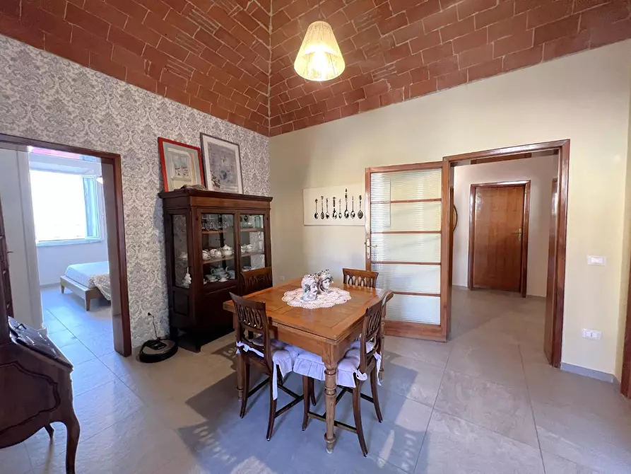 Immagine 10 di Appartamento in vendita  a Cascina