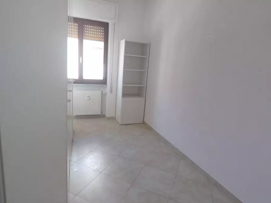 Immagine 6 di Appartamento in vendita  a Carrara