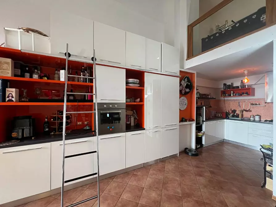 Immagine 5 di Appartamento in vendita  a Empoli