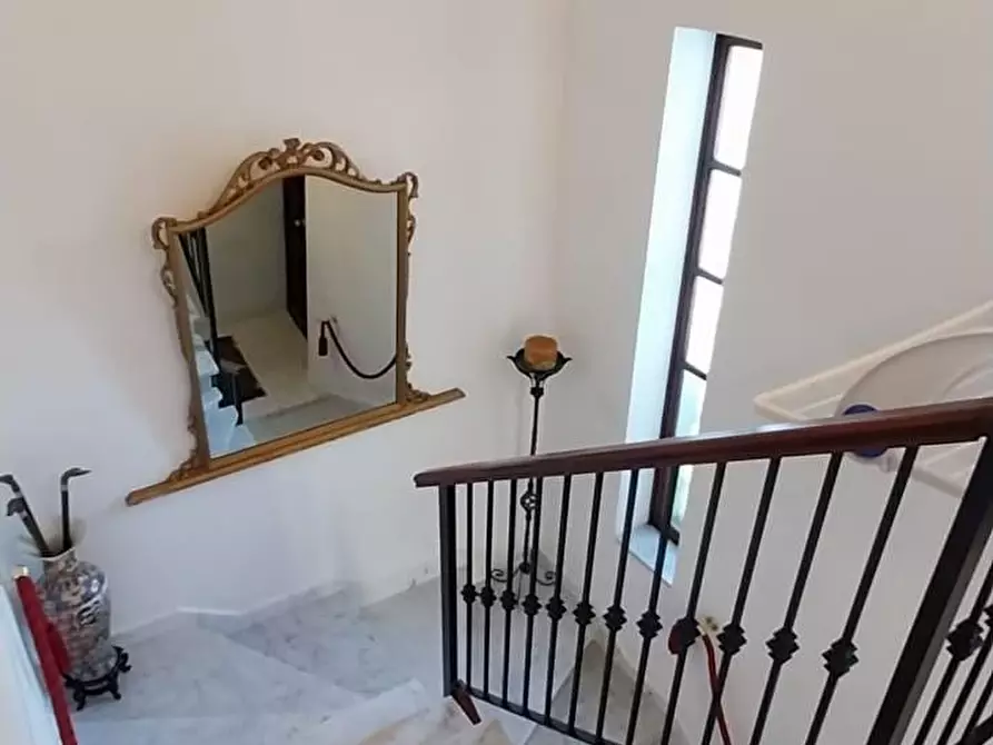 Immagine 10 di Casa bifamiliare in vendita  a Carrara