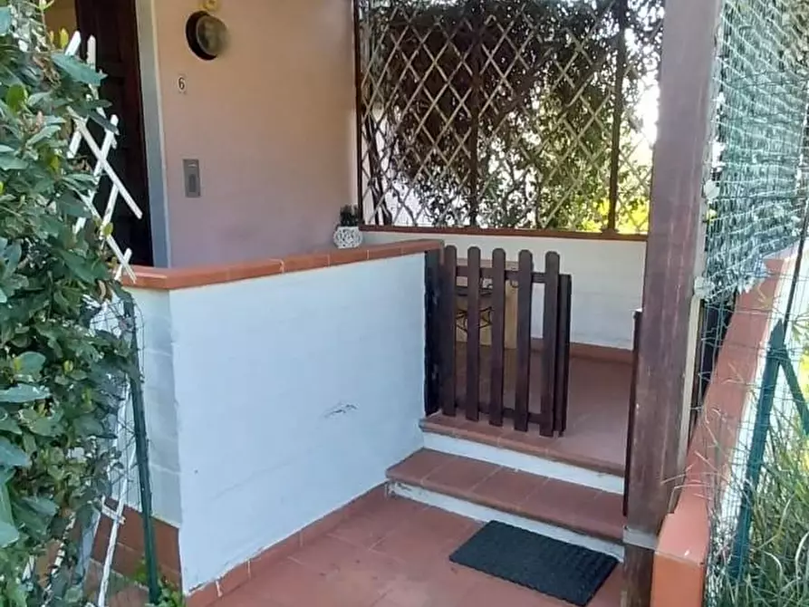 Immagine 19 di Casa bifamiliare in vendita  a Carrara