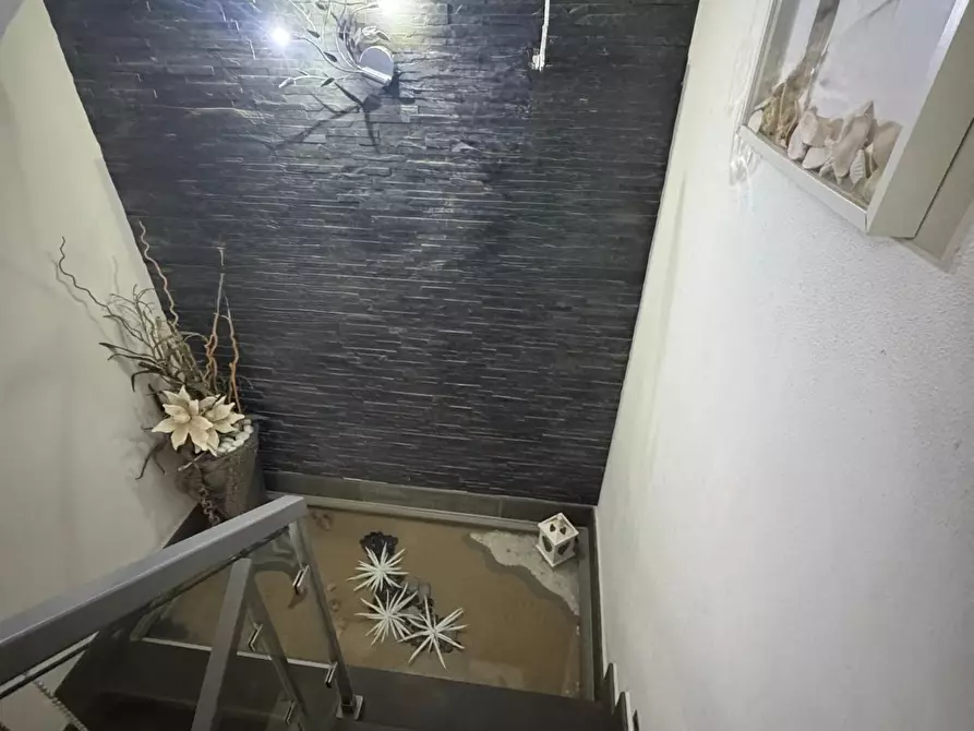 Immagine 13 di Villetta a schiera in vendita  a Vecchiano