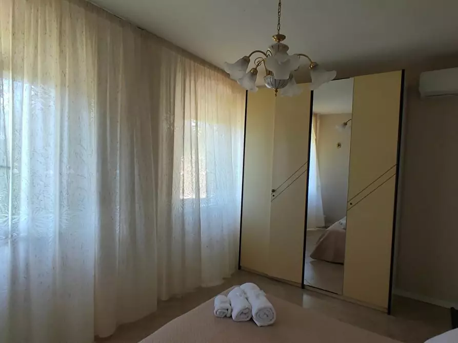 Immagine 18 di Villa in vendita  a Camaiore