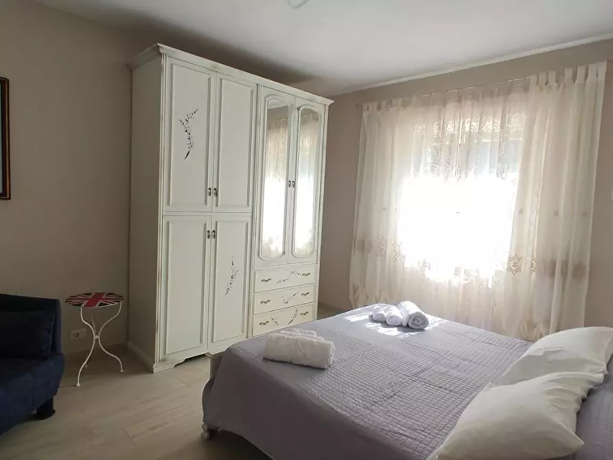 Immagine 14 di Villa in vendita  a Camaiore