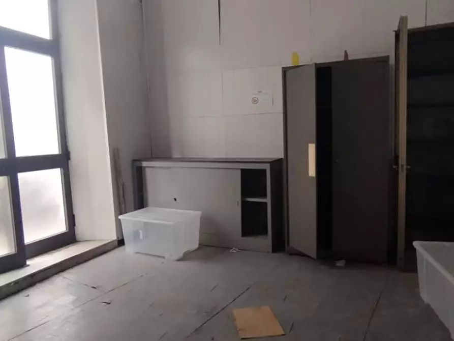 Immagine 1 di Ufficio in vendita  a Carrara