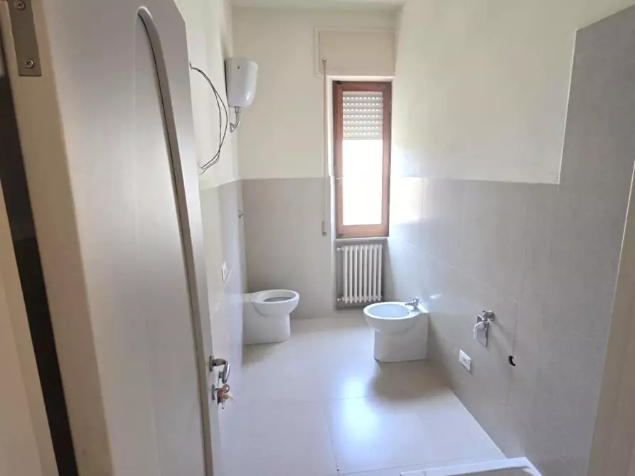 Immagine 13 di Appartamento in vendita  a Colle Di Val D'elsa