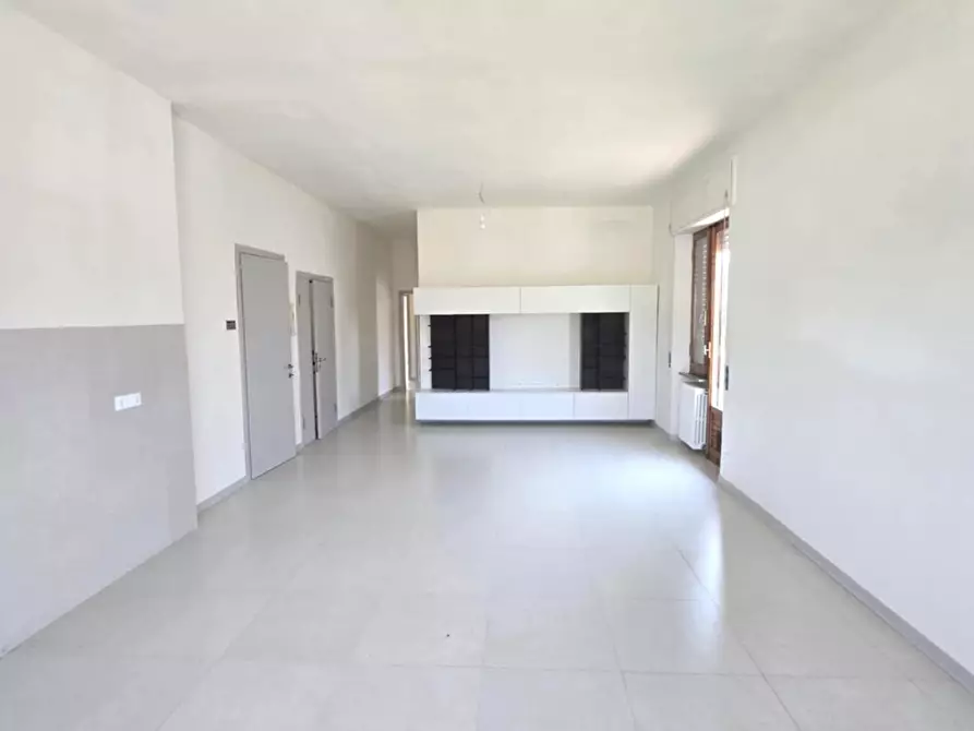 Immagine 17 di Appartamento in vendita  a Colle Di Val D'elsa