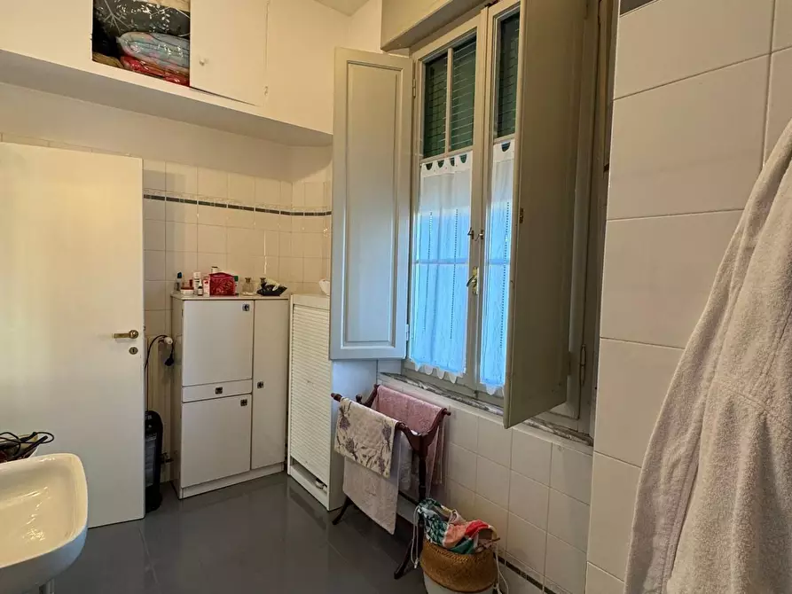 Immagine 20 di Villa in vendita  a Pisa