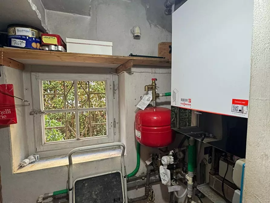 Immagine 8 di Villa in vendita  a Pisa