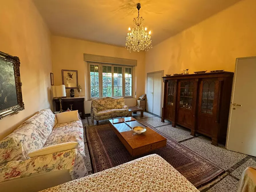 Immagine 34 di Villa in vendita  a Pisa