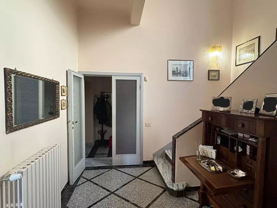 Immagine 32 di Villa in vendita  a Pisa