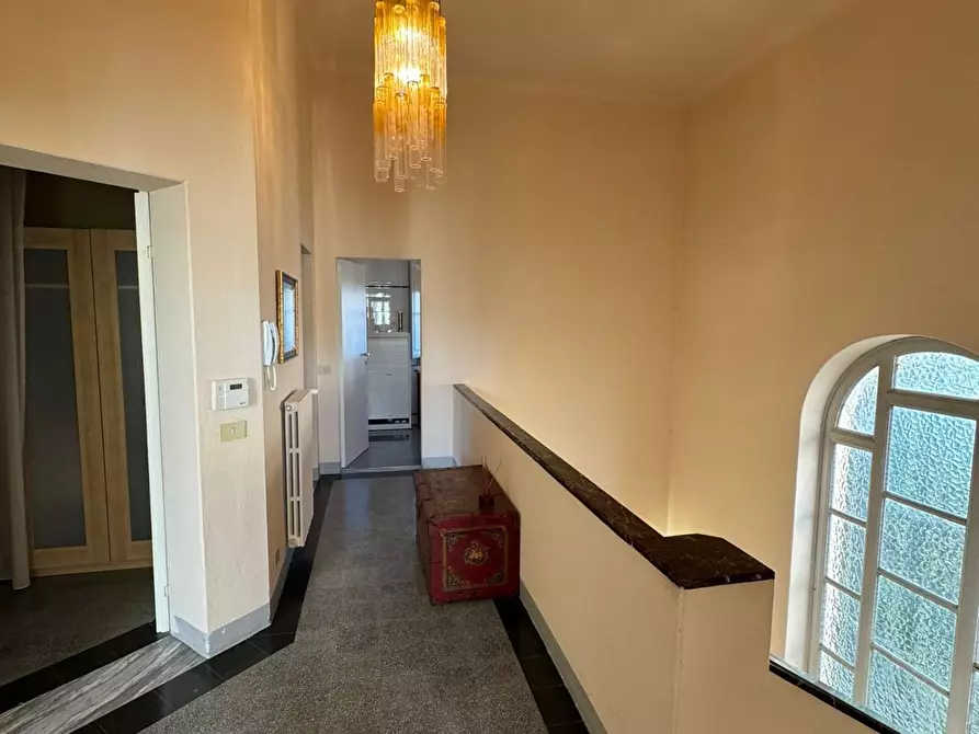 Immagine 12 di Villa in vendita  a Pisa