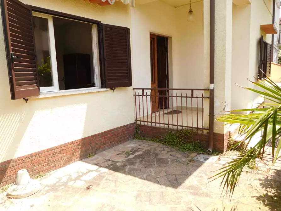 Immagine 4 di Casa bifamiliare in affitto  a Montignoso