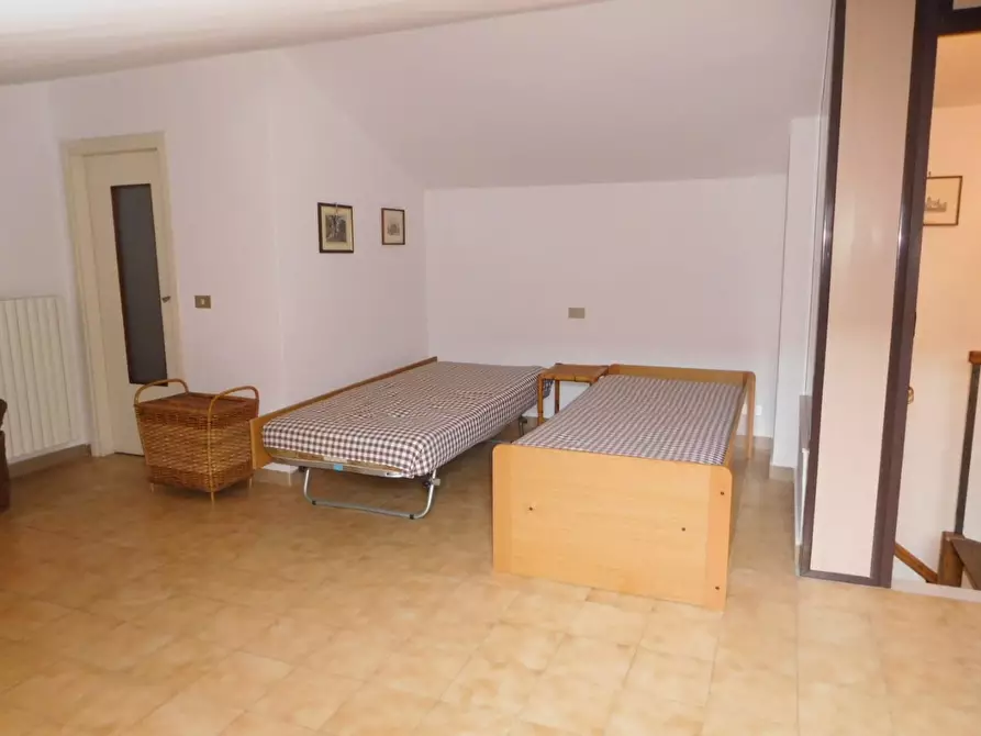 Immagine 24 di Casa bifamiliare in affitto  a Montignoso