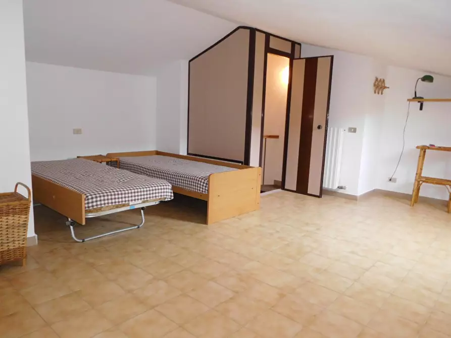 Immagine 22 di Casa bifamiliare in affitto  a Montignoso