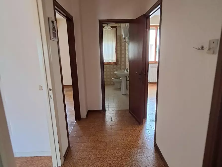 Immagine 1 di Appartamento in vendita  a Cascina