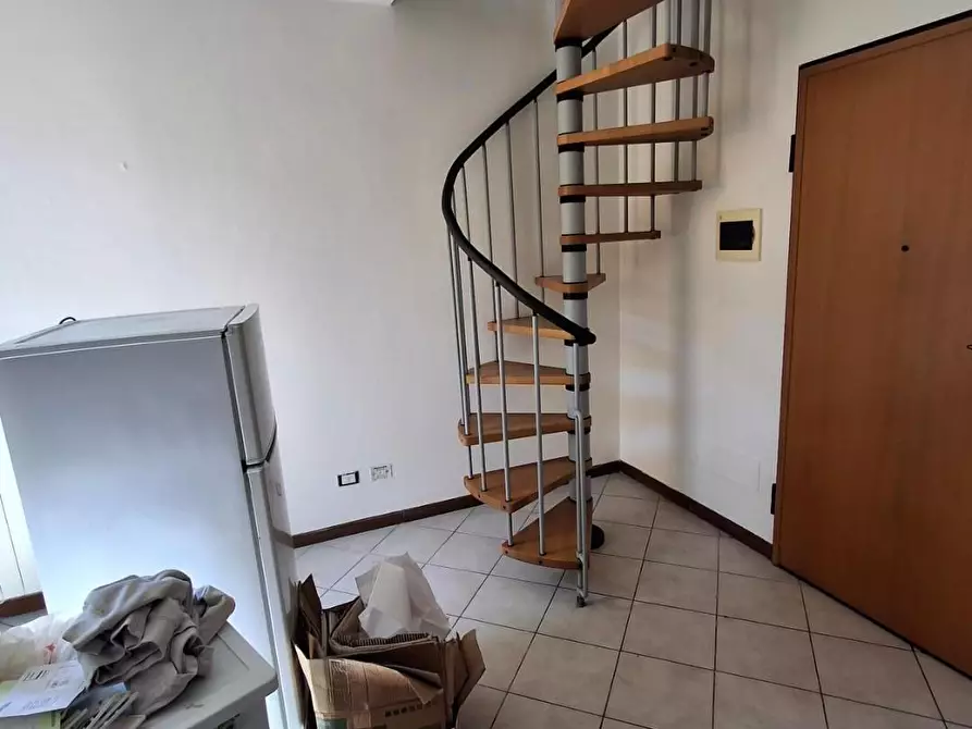 Immagine 3 di Appartamento in vendita  a Capraia E Limite