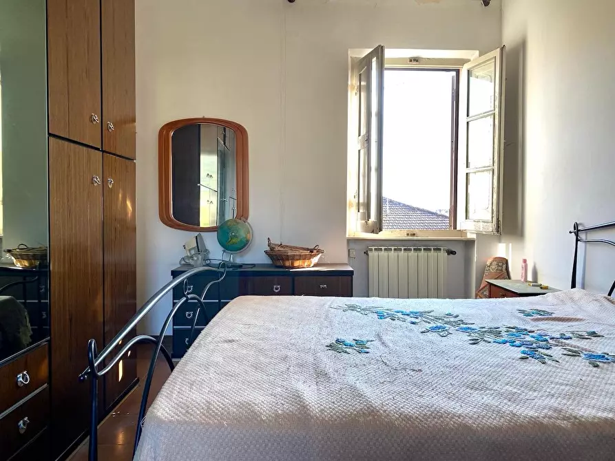 Immagine 14 di Casa bifamiliare in vendita  a Massa