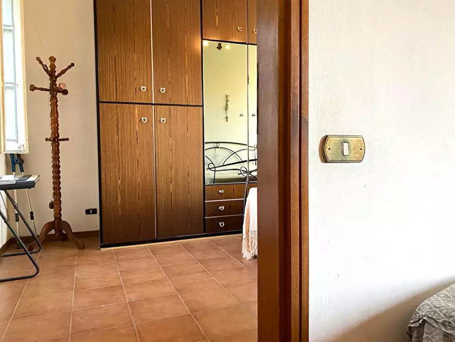 Immagine 16 di Casa bifamiliare in vendita  a Massa