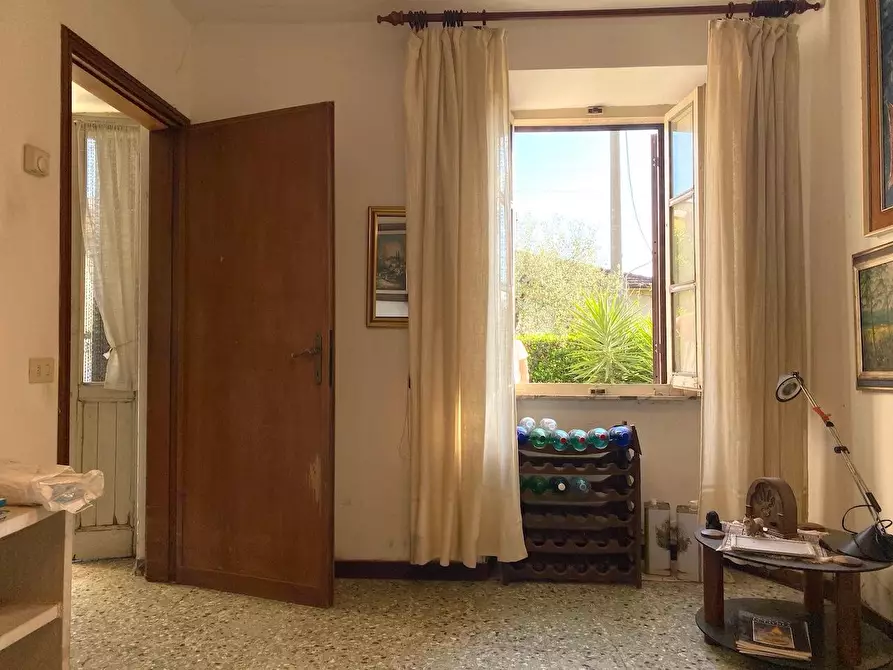 Immagine 5 di Casa bifamiliare in vendita  a Massa