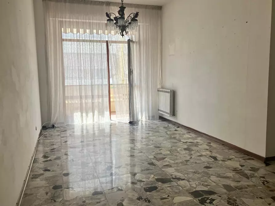 Immagine 7 di Appartamento in vendita  a Carrara