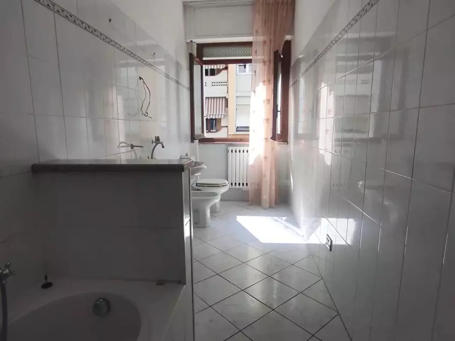 Immagine 28 di Appartamento in vendita  a Carrara