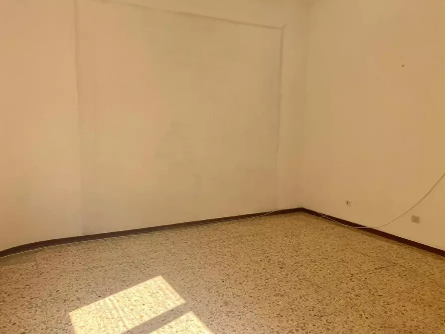 Immagine 18 di Appartamento in vendita  a Carrara