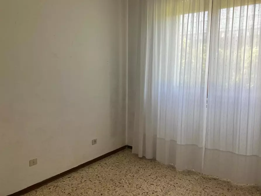 Immagine 31 di Appartamento in vendita  a Carrara