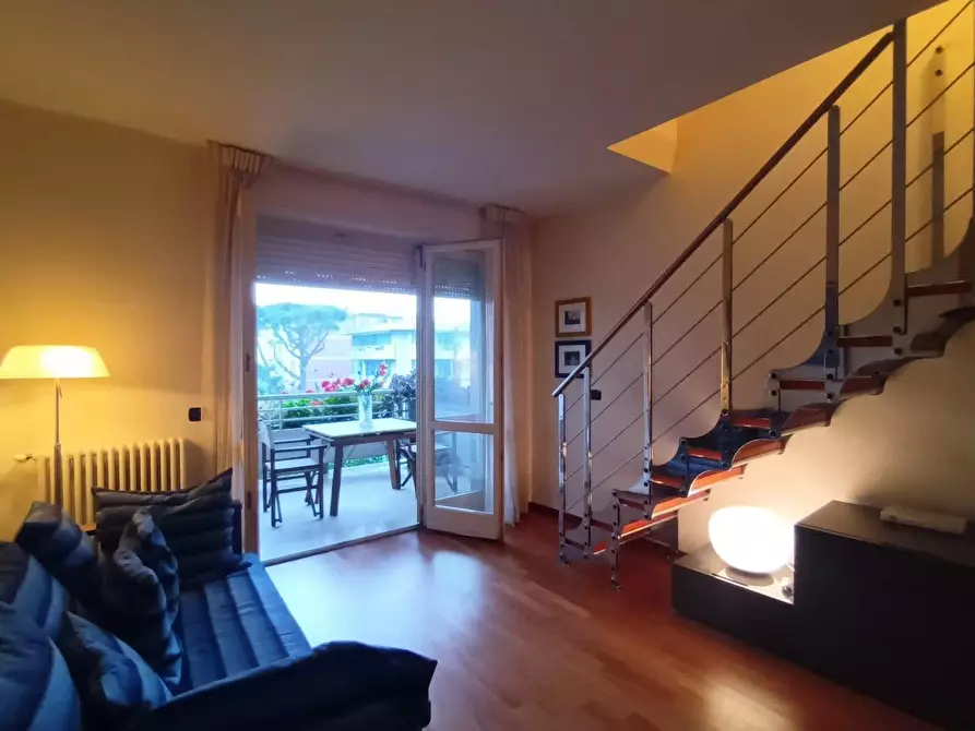 Immagine 24 di Mansarda in vendita  a Viareggio