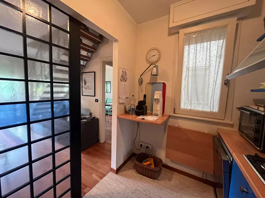 Immagine 6 di Mansarda in vendita  a Viareggio