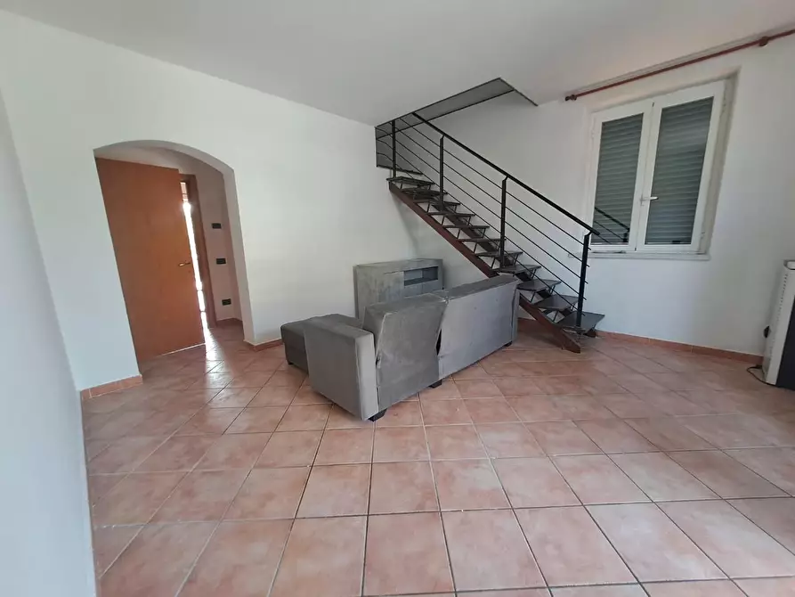 casa indipendente in vendita a Carrara in zona Marina di Carrara