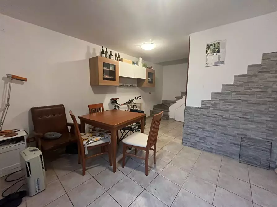 Immagine 2 di Terratetto in vendita  a Lucca