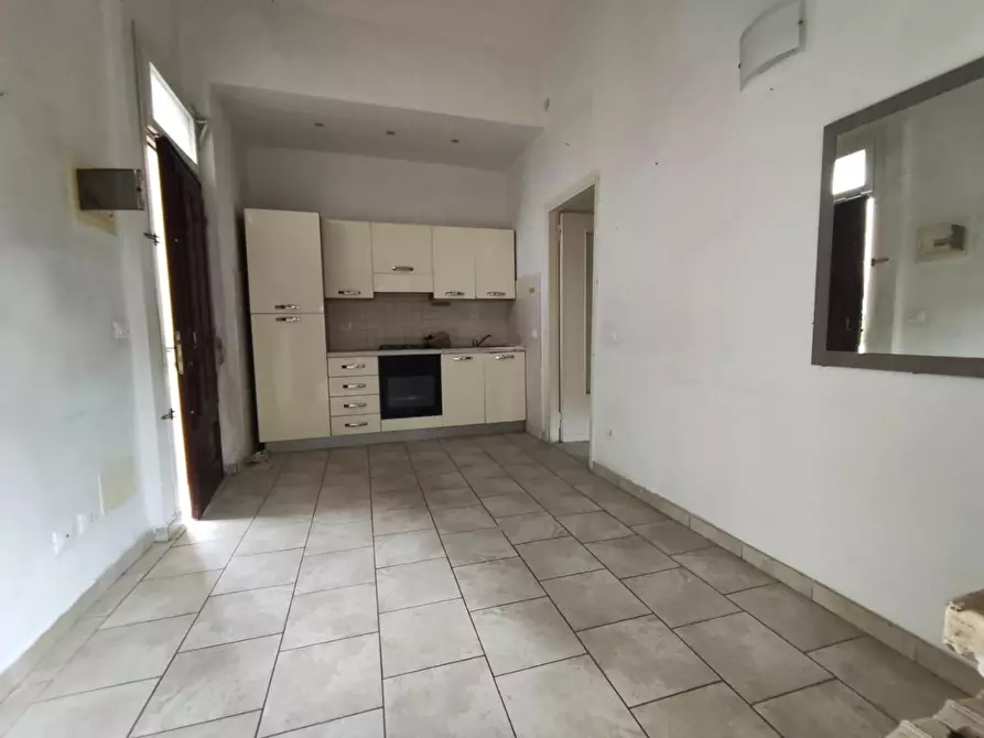 Immagine 37 di Appartamento in vendita  a Lucca