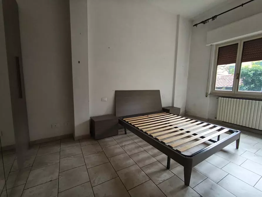 Immagine 41 di Appartamento in vendita  a Lucca