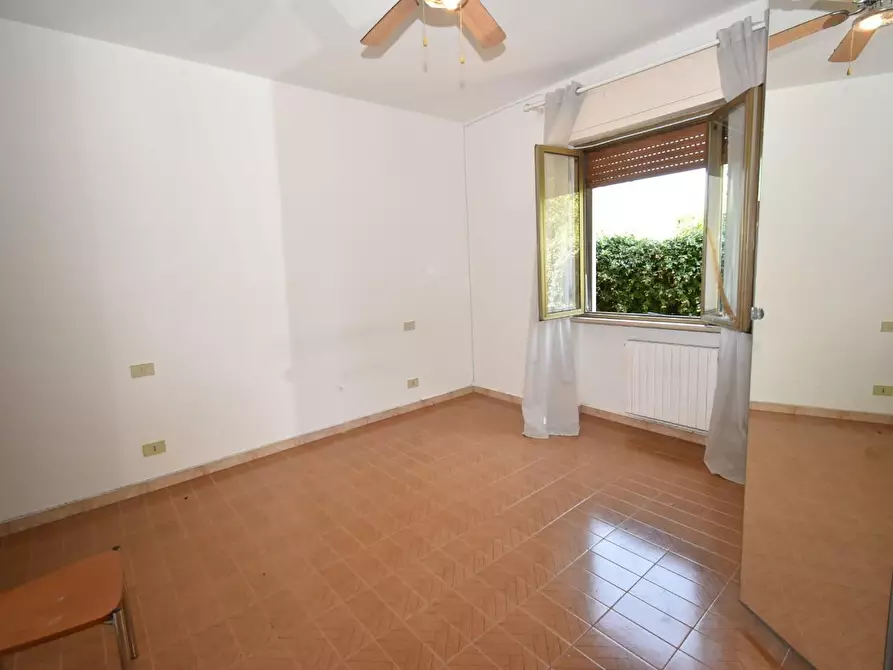 Immagine 30 di Appartamento in vendita  a San Giuliano Terme