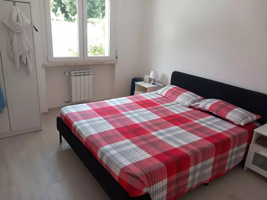 Immagine 7 di Appartamento in vendita  a Massa