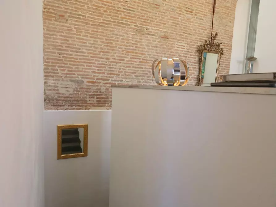 Immagine 11 di Appartamento in vendita  a Pisa