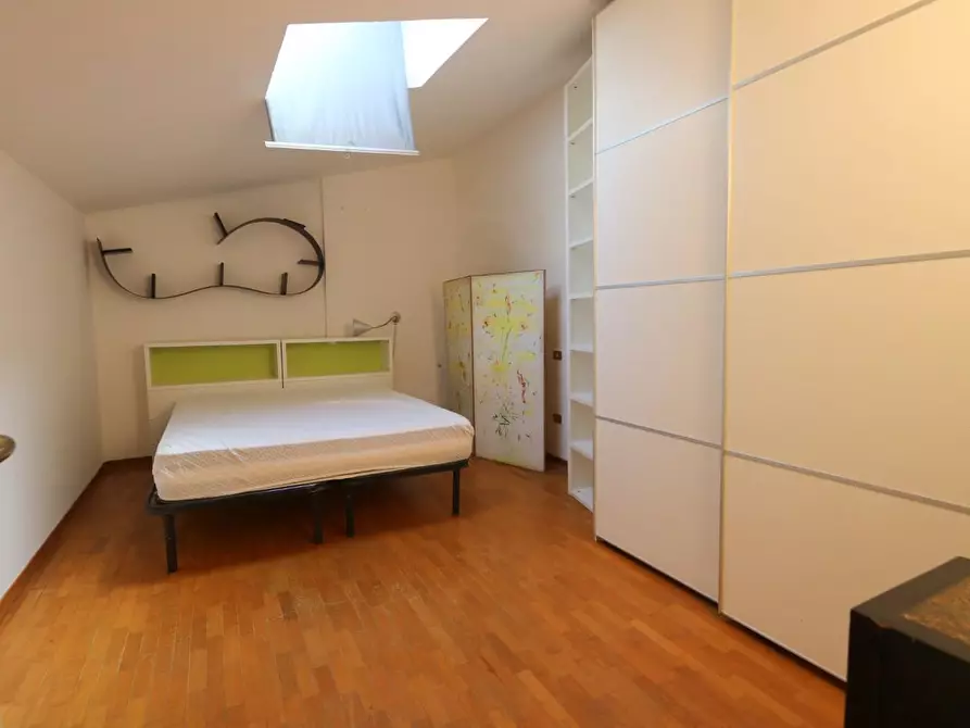 Immagine 37 di Appartamento in vendita  a Pisa