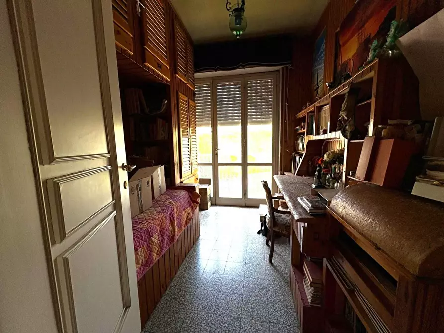 Immagine 8 di Appartamento in vendita  a Massa